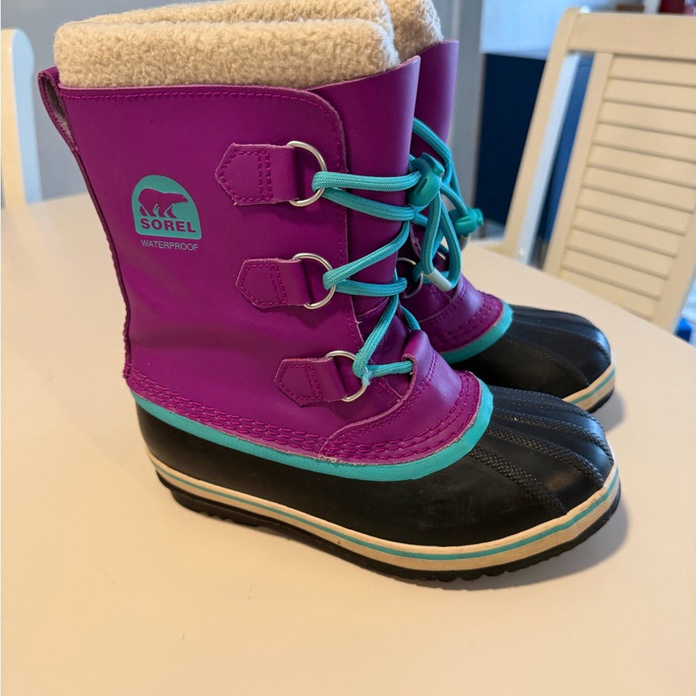 Sorel Snow Boots Size 3
